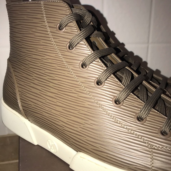 Louis Vuitton sneakers - Picture 4 of 8